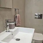 Diamond דירה לרנקה