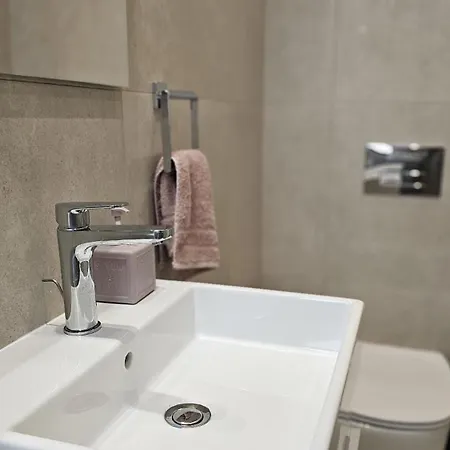 Diamond Apartment Larnaca