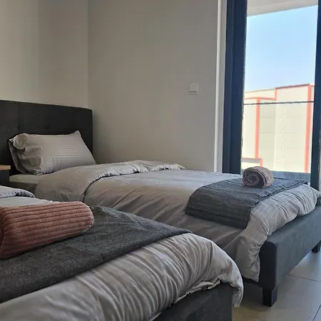 Diamond Apartment