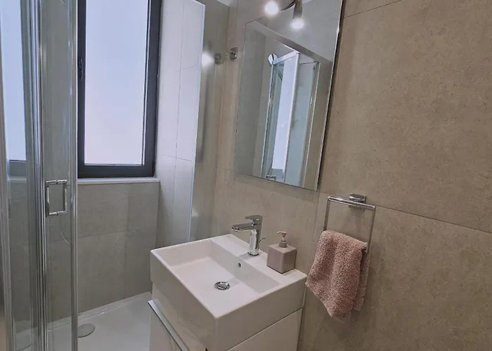 Diamond アパート ラルナカ